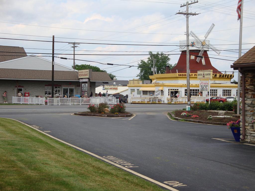 Soudersburg Inn & Suites Lancaster Ronks Exteriér fotografie