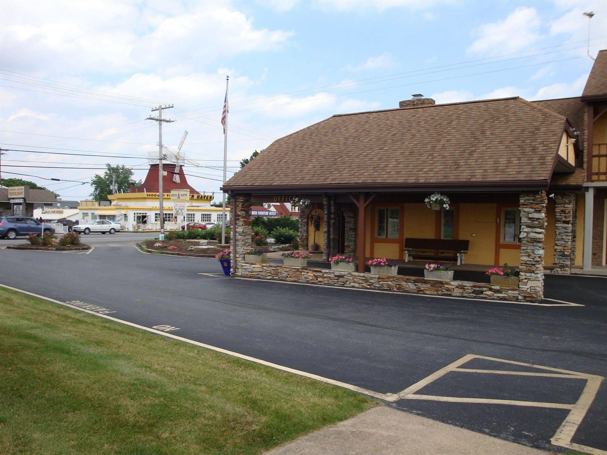 Soudersburg Inn & Suites Lancaster Ronks Exteriér fotografie