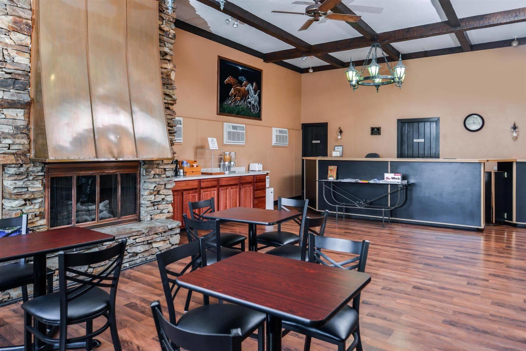 Soudersburg Inn & Suites Lancaster Ronks Exteriér fotografie