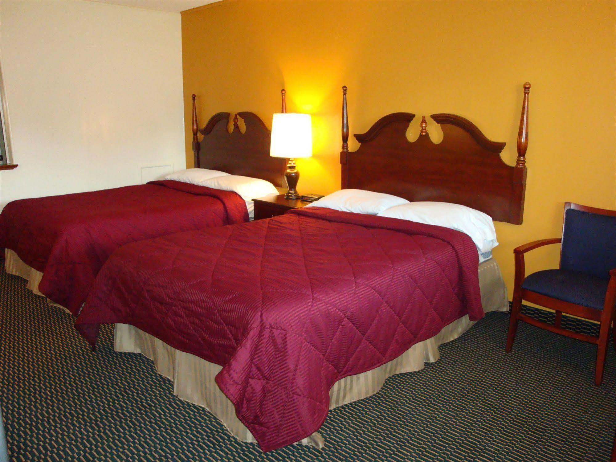 Soudersburg Inn & Suites Lancaster Ronks Exteriér fotografie