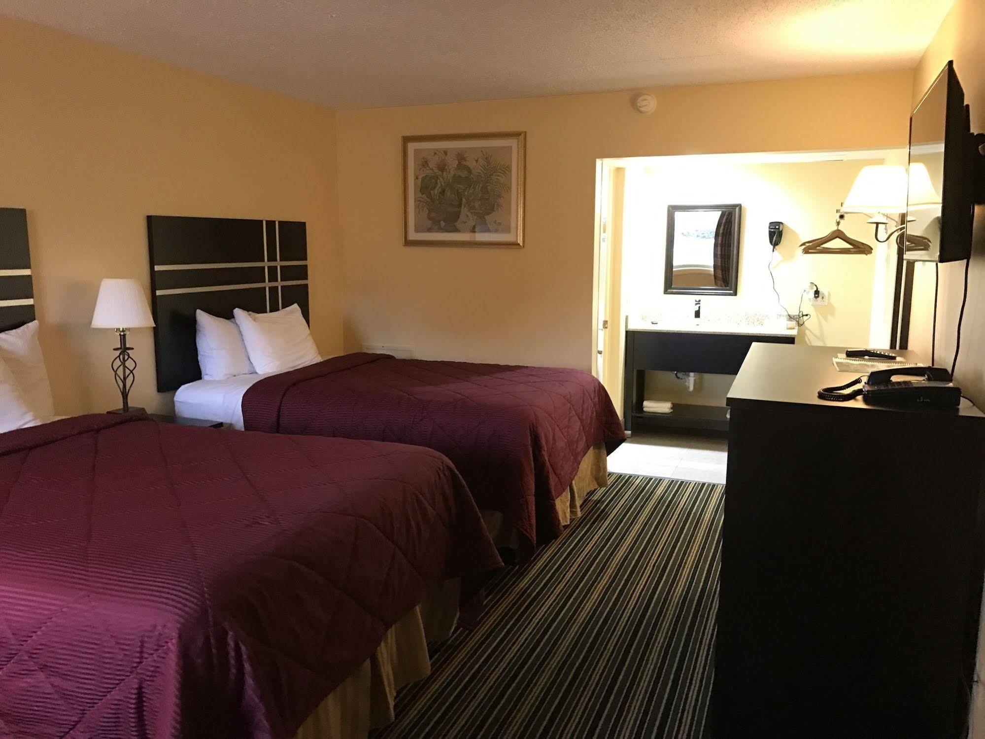 Soudersburg Inn & Suites Lancaster Ronks Exteriér fotografie